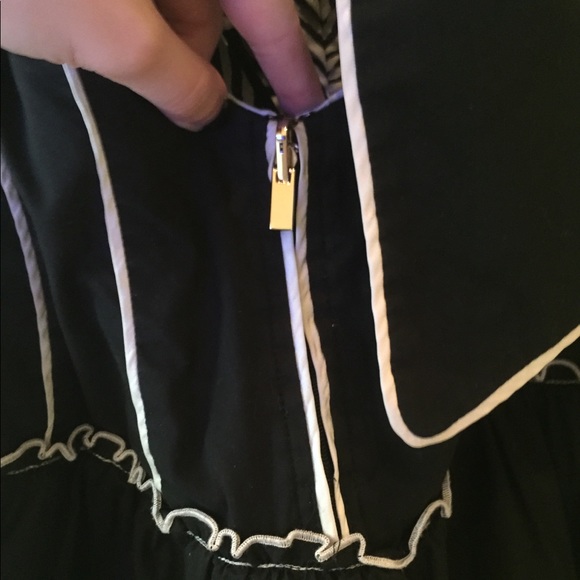 **SOLD**Bebe Reversible Strapless Dress - Picture 6 of 15